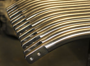 tube manipulation for handrail systems transport